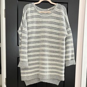 Soft Surroundings Gray and Cream Striped Long Sleeve Sweater/Tunic. Size Medium